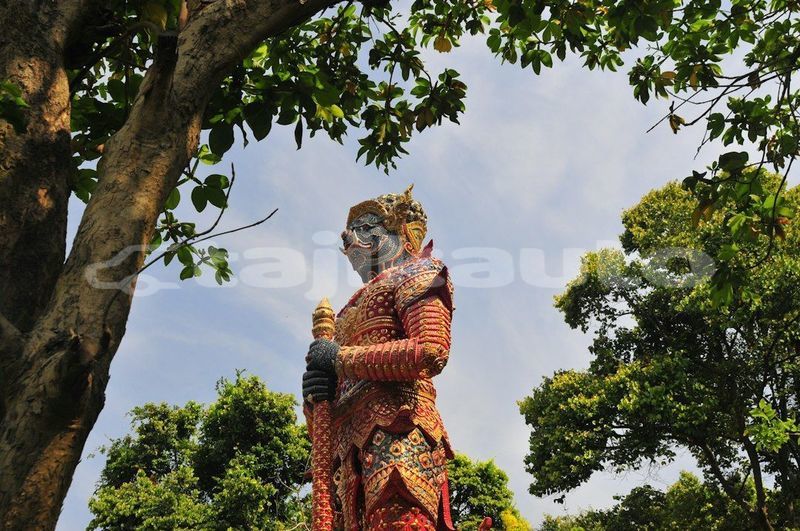 Big with watermark image