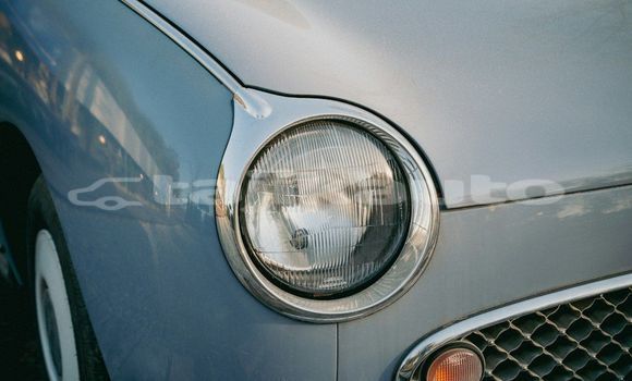 Medium with watermark image
