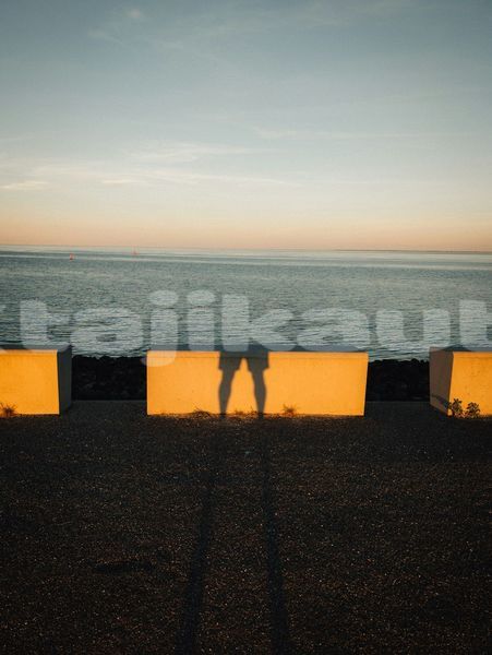 Big with watermark image