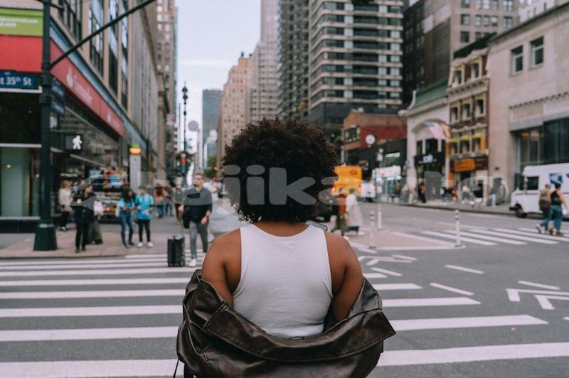 Big with watermark image