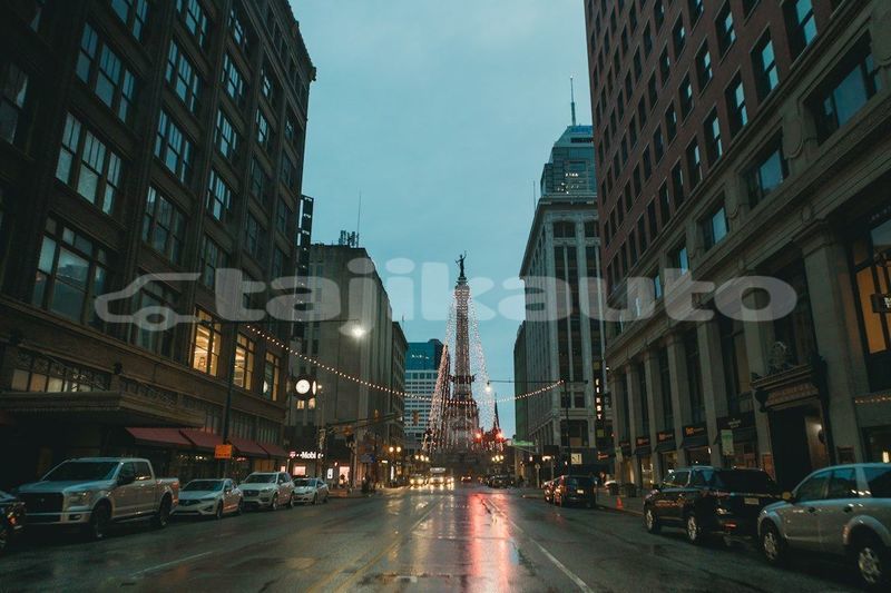 Big with watermark image