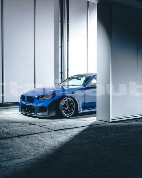 Big with watermark image