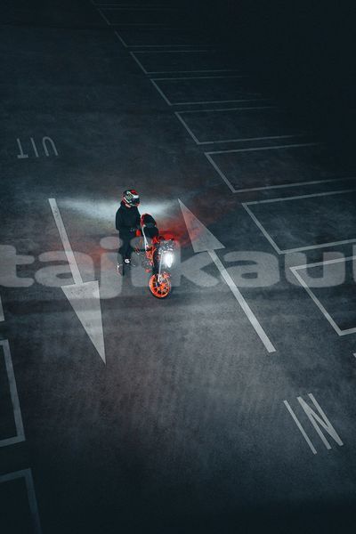Big with watermark image