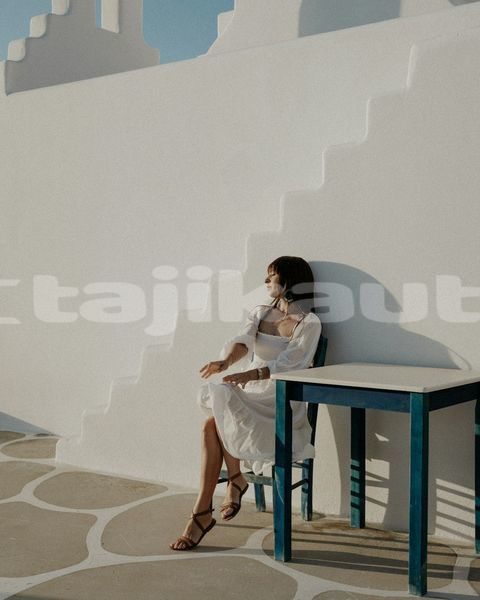 Big with watermark image