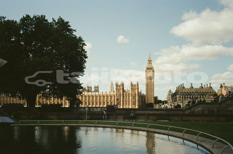Big with watermark image