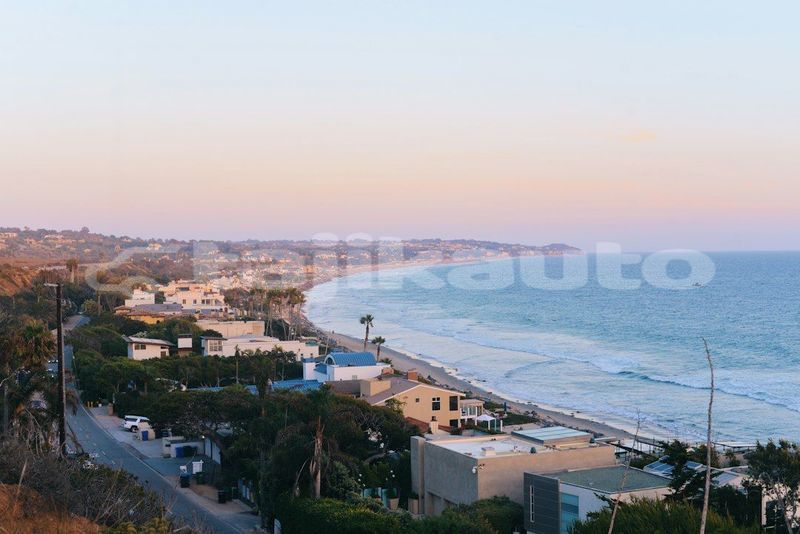 Big with watermark image