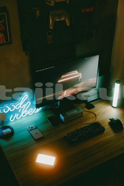 Big with watermark image
