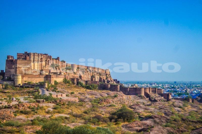Big with watermark image