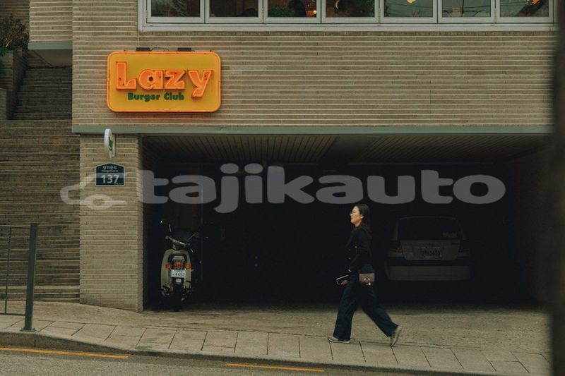 Big with watermark image