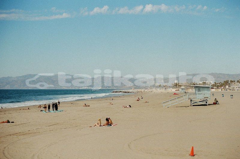 Big with watermark image