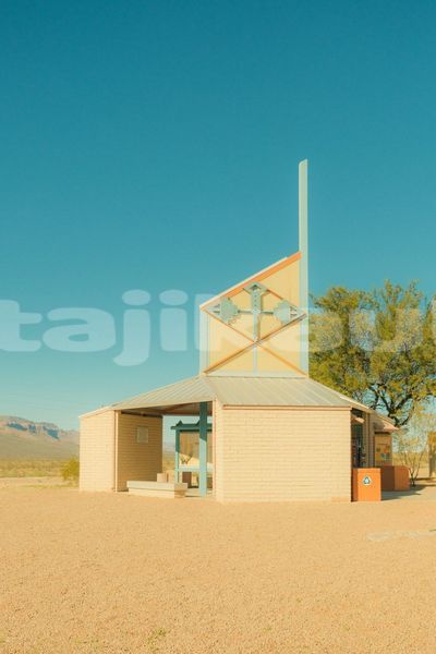 Big with watermark image