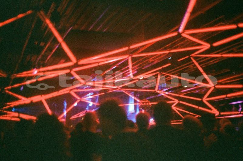 Big with watermark image