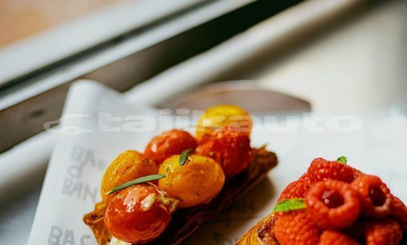 Medium with watermark image