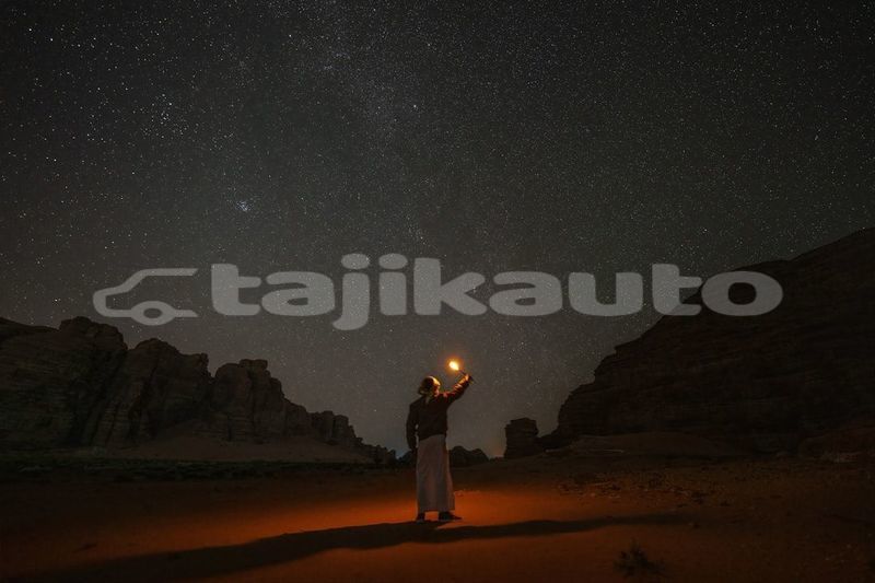 Big with watermark image