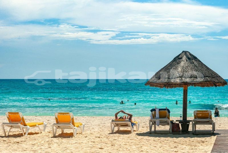 Big with watermark image