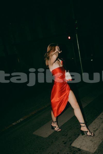 Big with watermark image