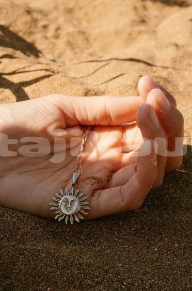 Big with watermark image