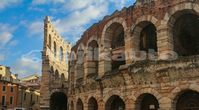 Big with watermark image