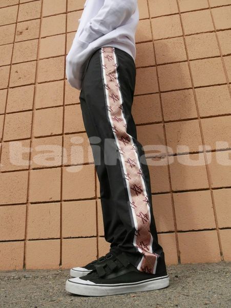 Big with watermark image