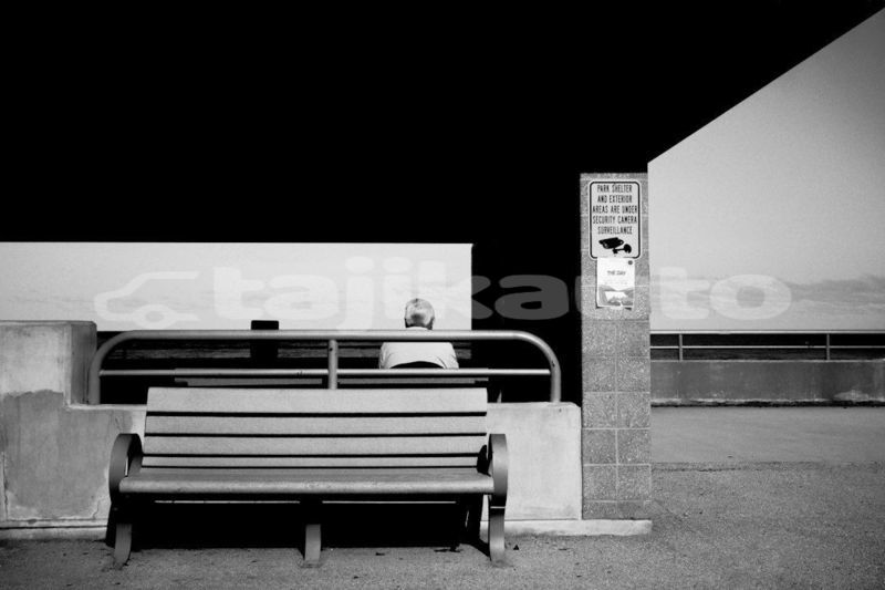 Big with watermark image