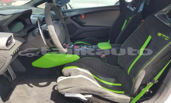 Buy Used Lamborghini Huracan Blue Car in Dangara in Khatlon Buy Used Lamborghini Huracan Blue Car in Dangara in Khatlon
