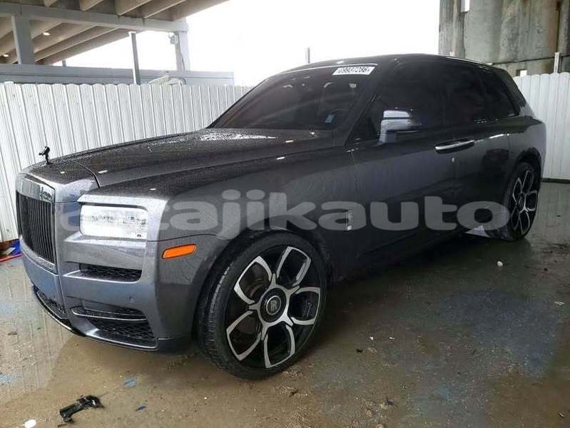 Big with watermark rolls royce cullinan karotegin garm 41518