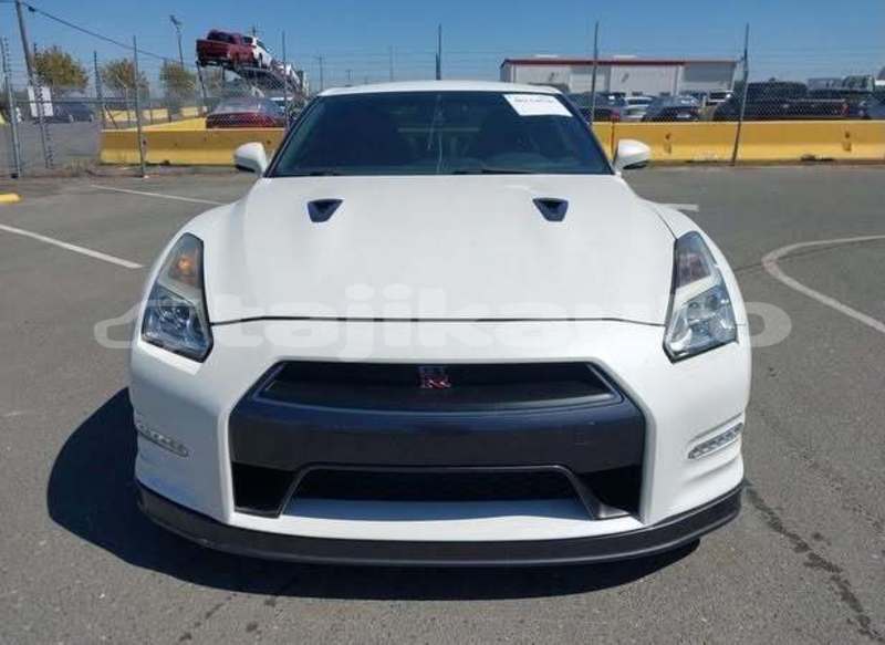 Big with watermark nissan gt r sughd buston 41520