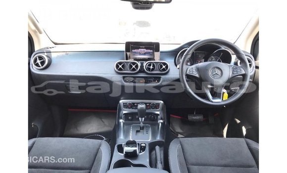 Buy Import Mercedes-Benz 250 Red Car in Import - Dubai in Dushanbe Buy Import Mercedes-Benz 250 Red Car in Import - Dubai in Dushanbe