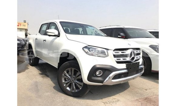 Buy Import Mercedes-Benz 250 White Car in Import - Dubai in Dushanbe Buy Import Mercedes-Benz 250 White Car in Import - Dubai in Dushanbe