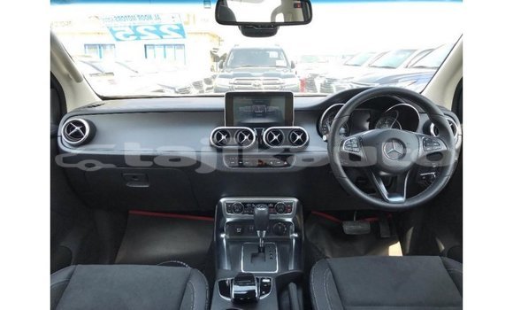 Buy Import Mercedes-Benz 250 White Car in Import - Dubai in Dushanbe Buy Import Mercedes-Benz 250 White Car in Import - Dubai in Dushanbe