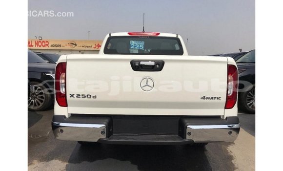 Buy Import Mercedes-Benz 250 White Car in Import - Dubai in Dushanbe Buy Import Mercedes-Benz 250 White Car in Import - Dubai in Dushanbe