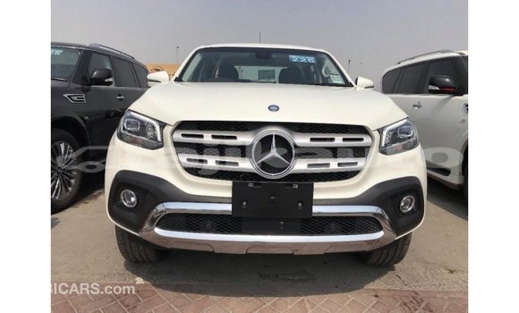 Buy Import Mercedes-Benz 250 White Car in Import - Dubai in Dushanbe Buy Import Mercedes-Benz 250 White Car in Import - Dubai in Dushanbe