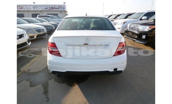 Buy Import Mercedes-Benz 200 White Car in Import - Dubai in Dushanbe Buy Import Mercedes-Benz 200 White Car in Import - Dubai in Dushanbe