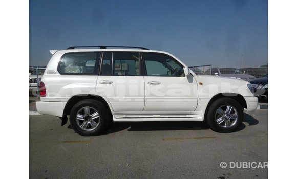 Buy Import Toyota Land Cruiser White Car in Import - Dubai in Dushanbe Buy Import Toyota Land Cruiser White Car in Import - Dubai in Dushanbe