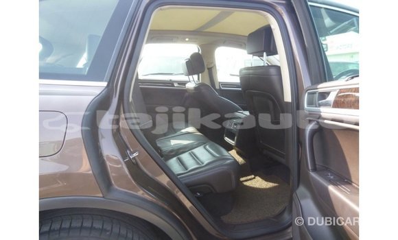 Buy Import Volkswagen Touareg Brown Car in Import - Dubai in Dushanbe Buy Import Volkswagen Touareg Brown Car in Import - Dubai in Dushanbe