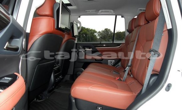 Buy Used Lexus LX 570 Silver Car in Adrasmon in Sughd Buy Used Lexus LX 570 Silver Car in Adrasmon in Sughd