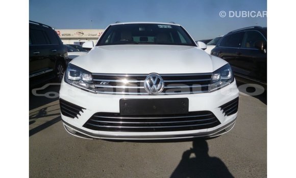 Buy Import Volkswagen Touareg White Car in Import - Dubai in Dushanbe Buy Import Volkswagen Touareg White Car in Import - Dubai in Dushanbe