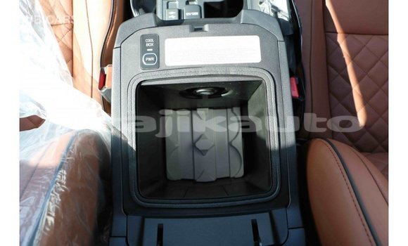 Buy Import Toyota Prado White Car in Import - Dubai in Dushanbe Buy Import Toyota Prado White Car in Import - Dubai in Dushanbe