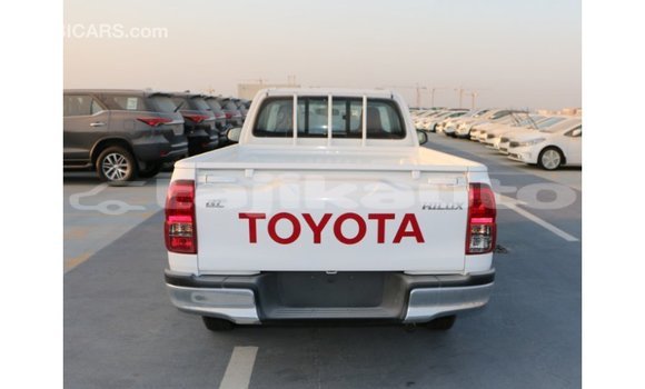 Buy Import Toyota Hilux White Car in Import - Dubai in Dushanbe Buy Import Toyota Hilux White Car in Import - Dubai in Dushanbe