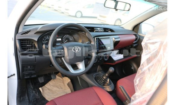 Buy Import Toyota Hilux White Car in Import - Dubai in Dushanbe Buy Import Toyota Hilux White Car in Import - Dubai in Dushanbe