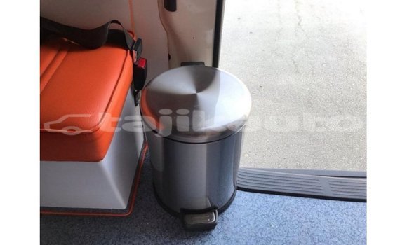 Buy Import Toyota Hiace White Car in Import - Dubai in Dushanbe Buy Import Toyota Hiace White Car in Import - Dubai in Dushanbe