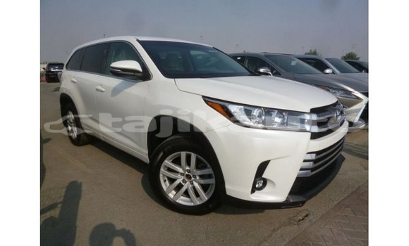 Buy Import Toyota Kluger White Car in Import - Dubai in Dushanbe Buy Import Toyota Kluger White Car in Import - Dubai in Dushanbe