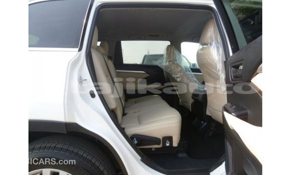 Buy Import Toyota Kluger White Car in Import - Dubai in Dushanbe Buy Import Toyota Kluger White Car in Import - Dubai in Dushanbe