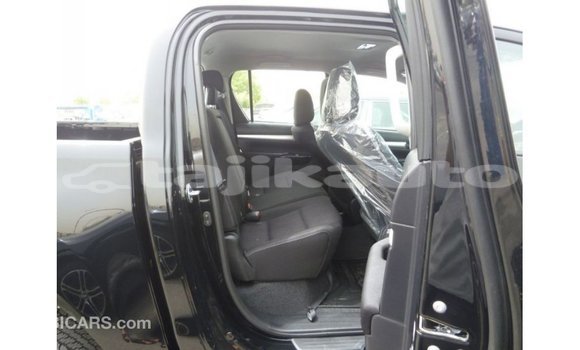 Buy Import Toyota Hilux Black Car in Import - Dubai in Dushanbe Buy Import Toyota Hilux Black Car in Import - Dubai in Dushanbe