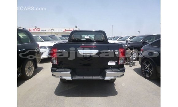 Buy Import Toyota Hilux Black Car in Import - Dubai in Dushanbe Buy Import Toyota Hilux Black Car in Import - Dubai in Dushanbe