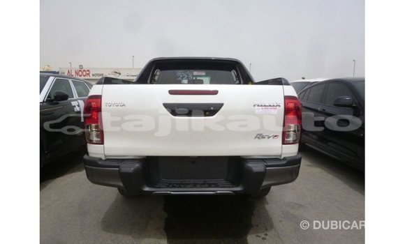 Buy Import Toyota Hilux White Car in Import - Dubai in Dushanbe Buy Import Toyota Hilux White Car in Import - Dubai in Dushanbe