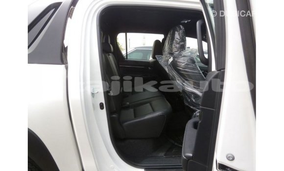 Buy Import Toyota Hilux White Car in Import - Dubai in Dushanbe Buy Import Toyota Hilux White Car in Import - Dubai in Dushanbe