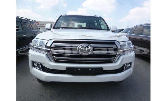 Buy Import Toyota Land Cruiser White Car in Import - Dubai in Dushanbe Buy Import Toyota Land Cruiser White Car in Import - Dubai in Dushanbe