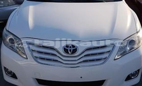 Buy Used Toyota Camry White Car in Dushanbe in Dushanbe