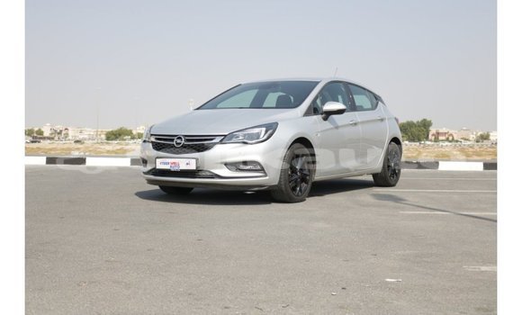 Buy Import Opel Astra White Car in Import - Dubai in Dushanbe